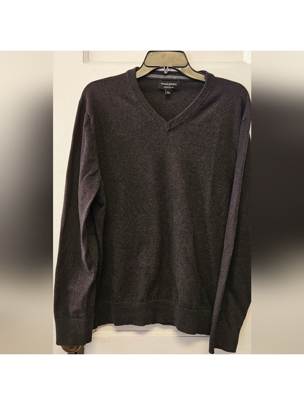 Banana Republic Men's Dark Gray Crewneck Sweater